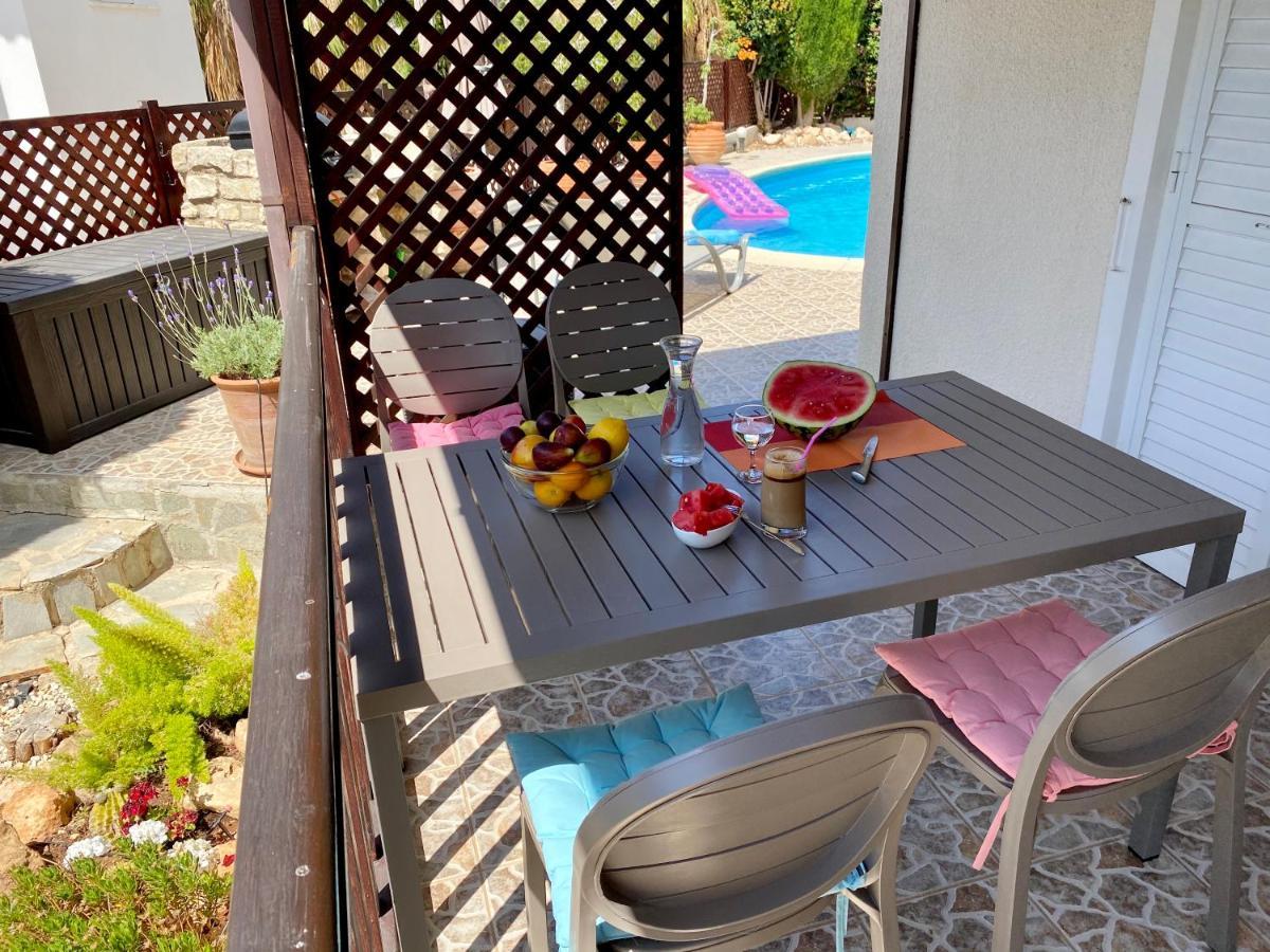 Villa Alicia With Priv Pool, Beautiful Garden And Shady Veranda- 5 Min To The Beach Péjia Kültér fotó